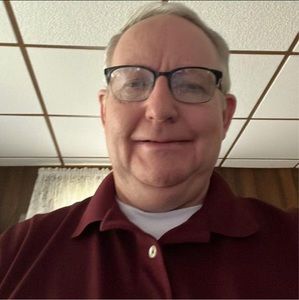 Meet your Posher, Dennis